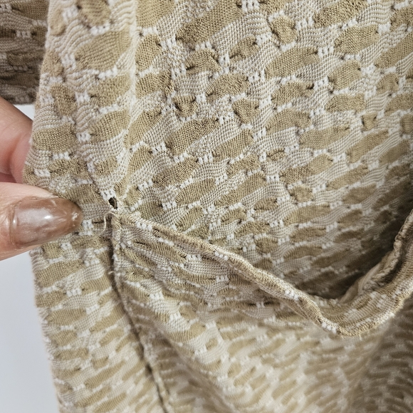 Dalin Women's Top Textured Boho Asymmetrical Hem Blouse - Picture 5 of 13